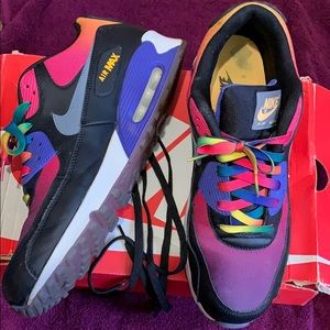 AirMax with Rainbow & original shoestrings